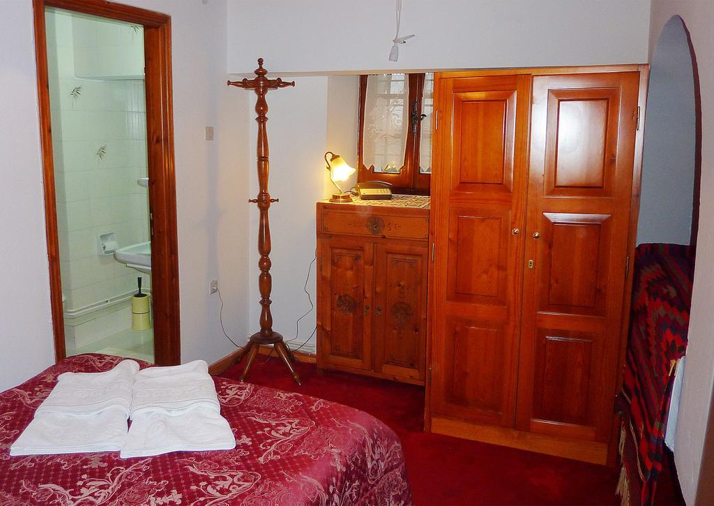 Archontiko Repana - Makrinitsa Stone Retreat Hotel Bagian luar foto