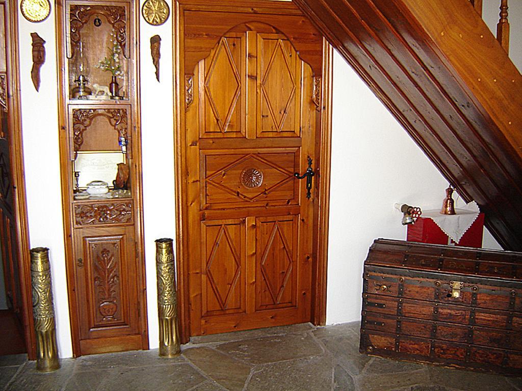 Archontiko Repana - Makrinitsa Stone Retreat Hotel Bagian luar foto