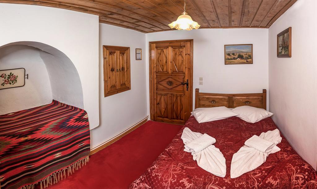 Archontiko Repana - Makrinitsa Stone Retreat Hotel Bagian luar foto